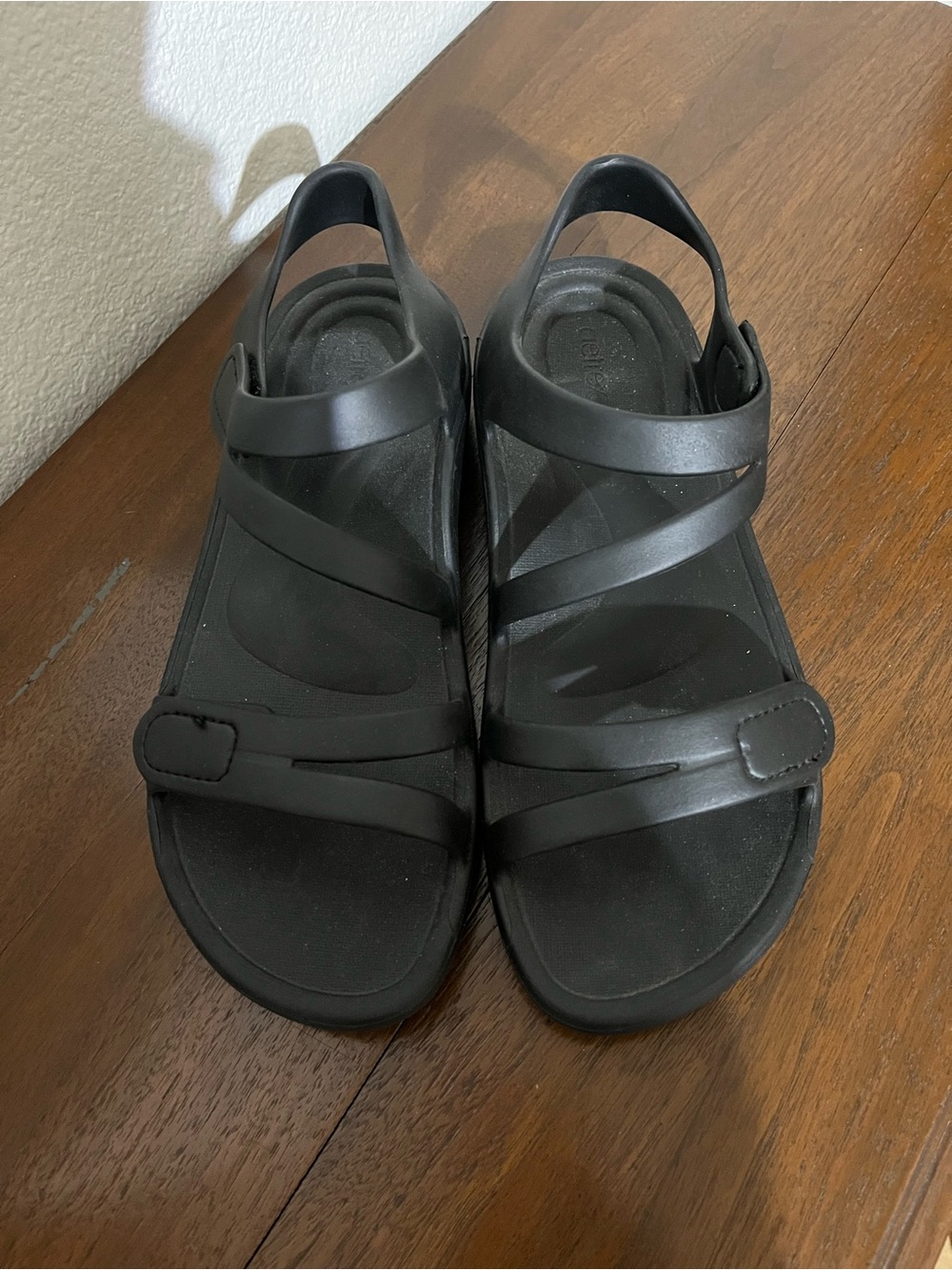 Aetrex Strappy Casual Rubber Sandals